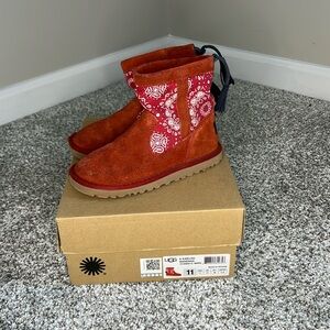 Ugg kaelou bandana boots size girls 11 toddler